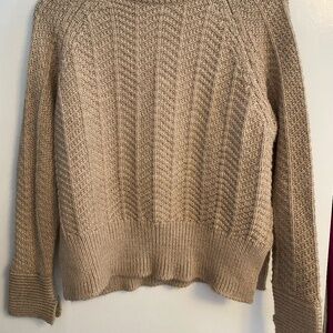 H&M Chunky Textured Knit Sweater – Women’s Small
